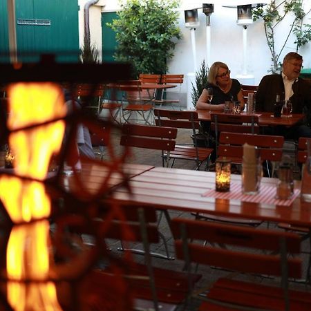 Hotel & Brauerei-Gasthof Neuwirt Neuburg an Der Donau Eksteriør billede