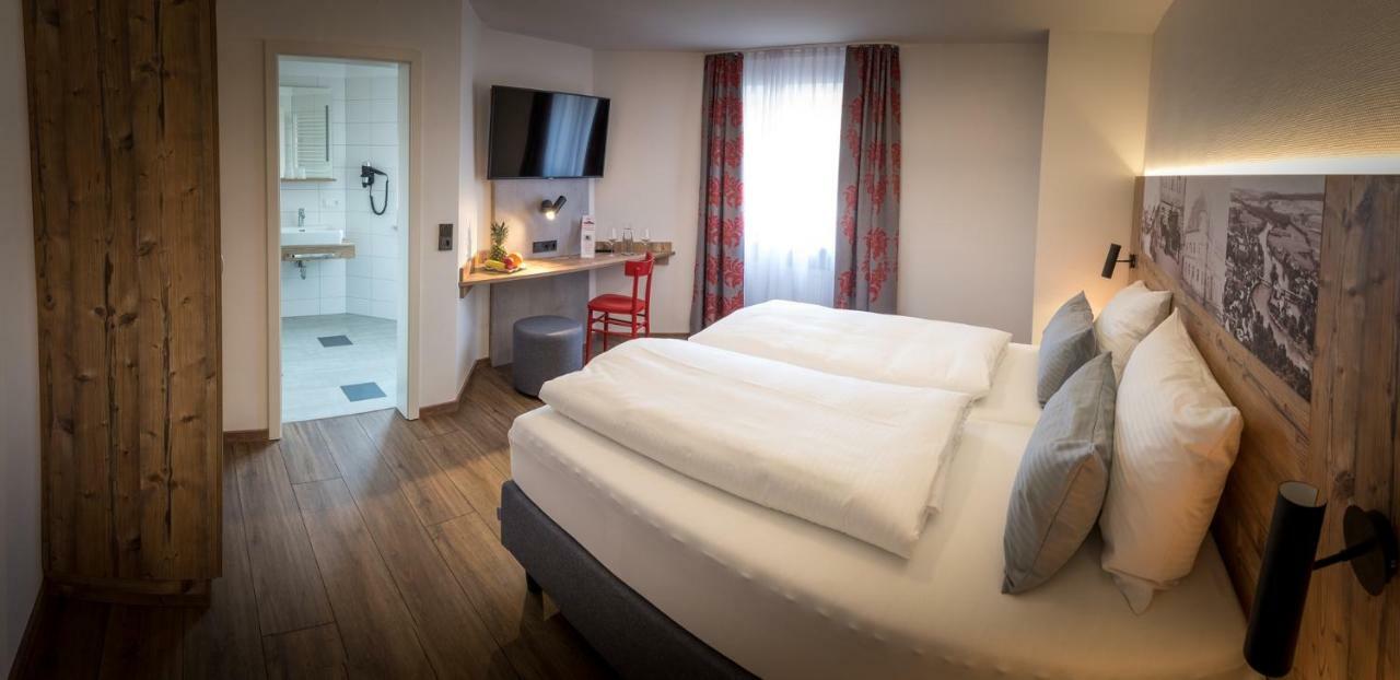 Hotel & Brauerei-Gasthof Neuwirt Neuburg an Der Donau Eksteriør billede